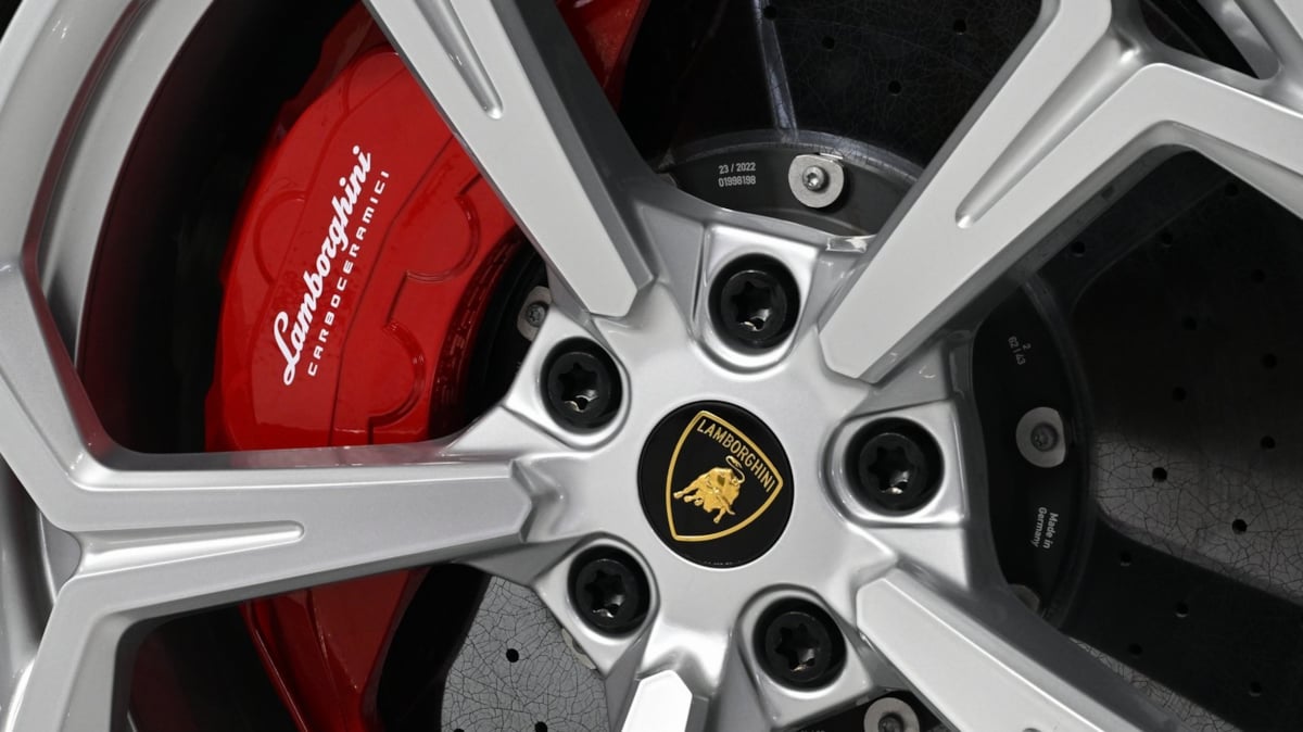 2022 Lamborghini Urus photo 15