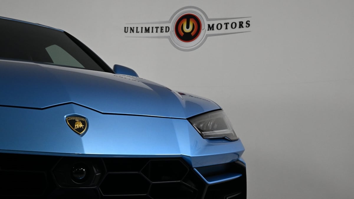 2022 Lamborghini Urus photo 19