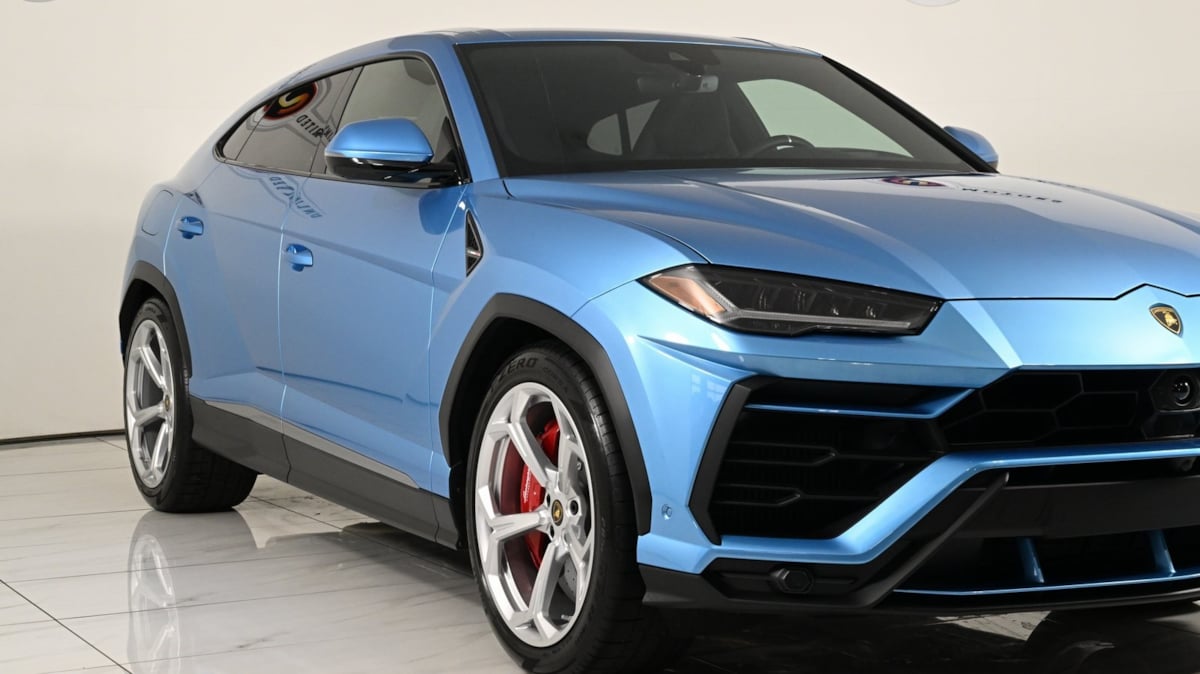 2022 Lamborghini Urus photo 39