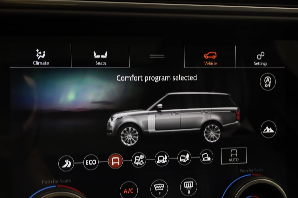 2020 Land Rover Range Rover Autobiography photo 25