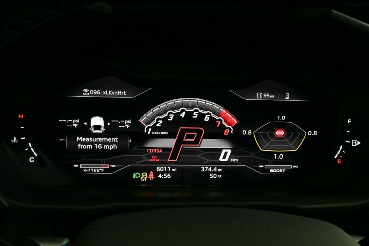 2021 Lamborghini Urus photo 22