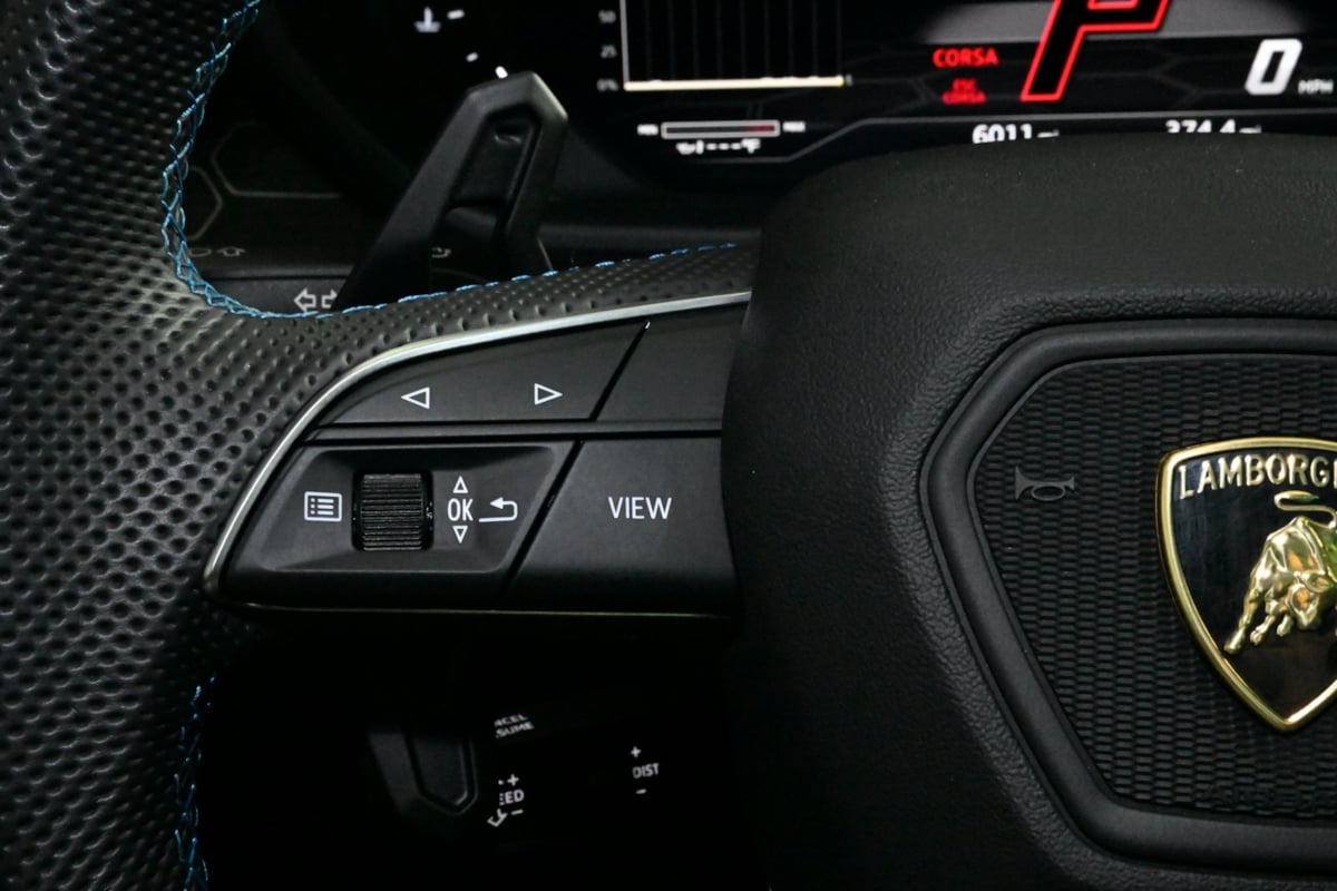2021 Lamborghini Urus photo 49