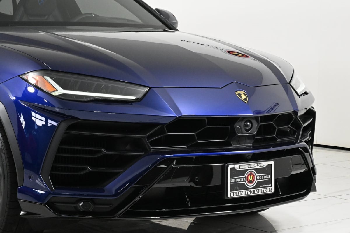 2021 Lamborghini Urus photo 56