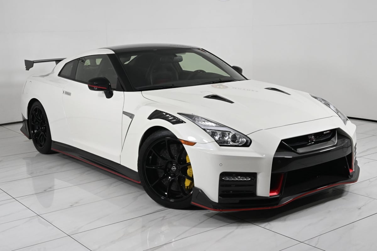 2023 Nissan GT-R Nismo photo 25