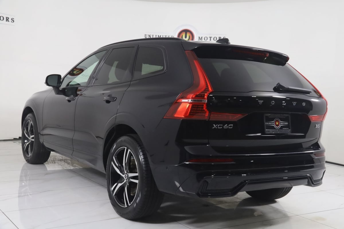 Volvo XC60 T6 miniature 3
