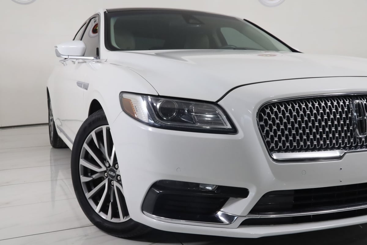 Sold 2020 Lincoln Continental Standard in Westfield