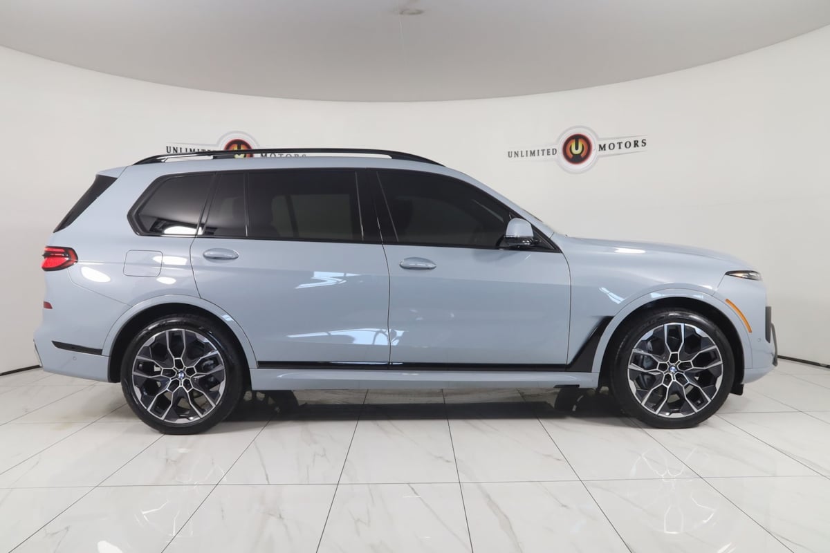 2024 Bmw X7 xDrive40i photo 2