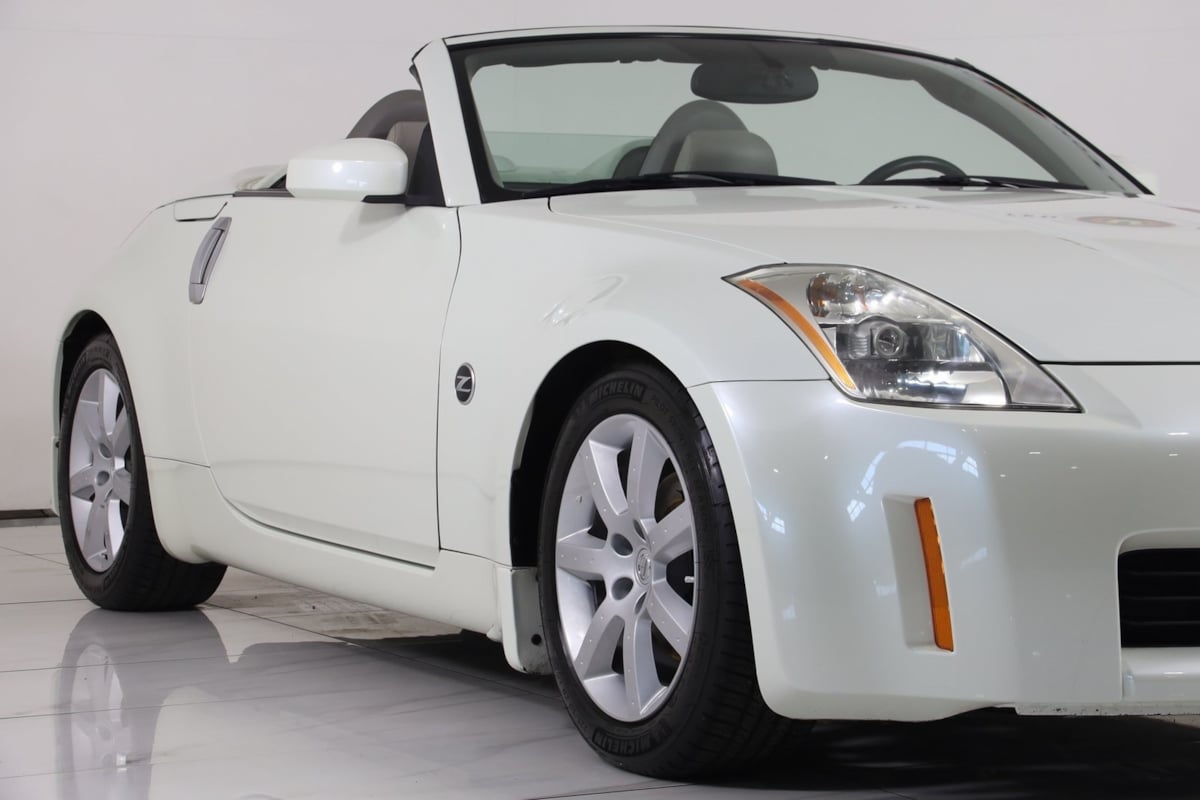 Sold 2004 Nissan 350Z Touring in Westfield