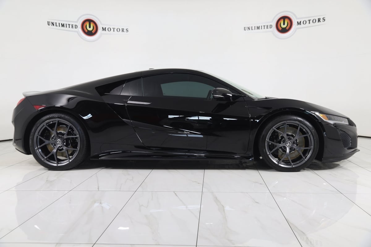 2021 Acura NSX photo 2
