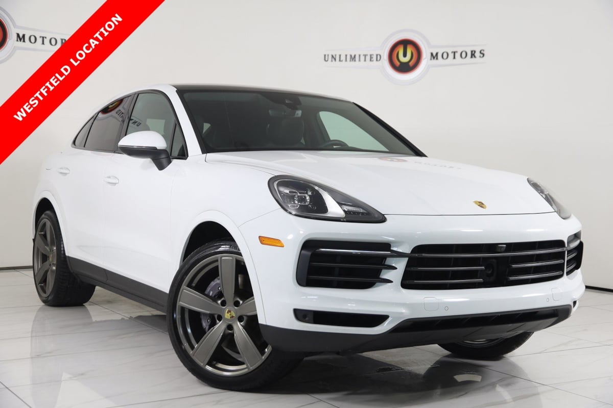 2023 Porsche Cayenne Platinum Edition's photo