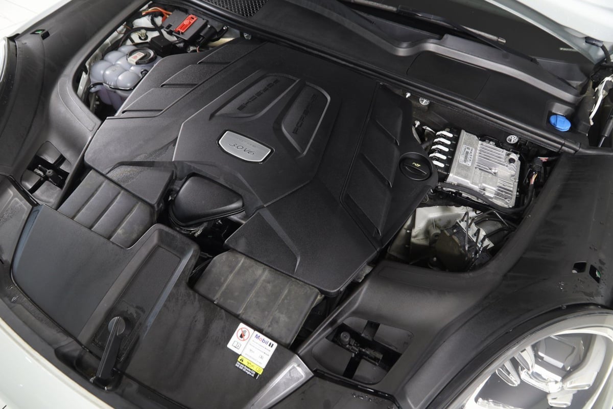 2023 Porsche Cayenne Coup Platinum Edition - Photo 30