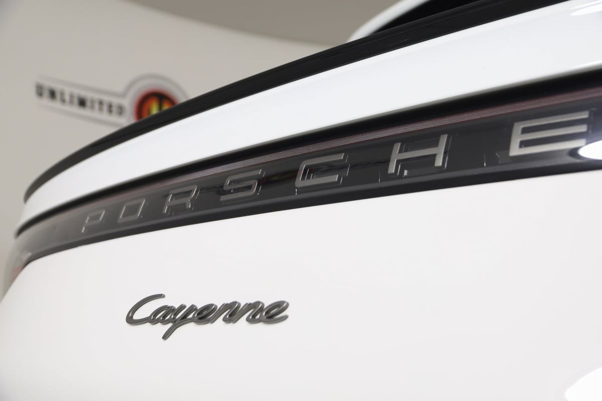 2023 Porsche Cayenne Coup Platinum Edition - Photo 94