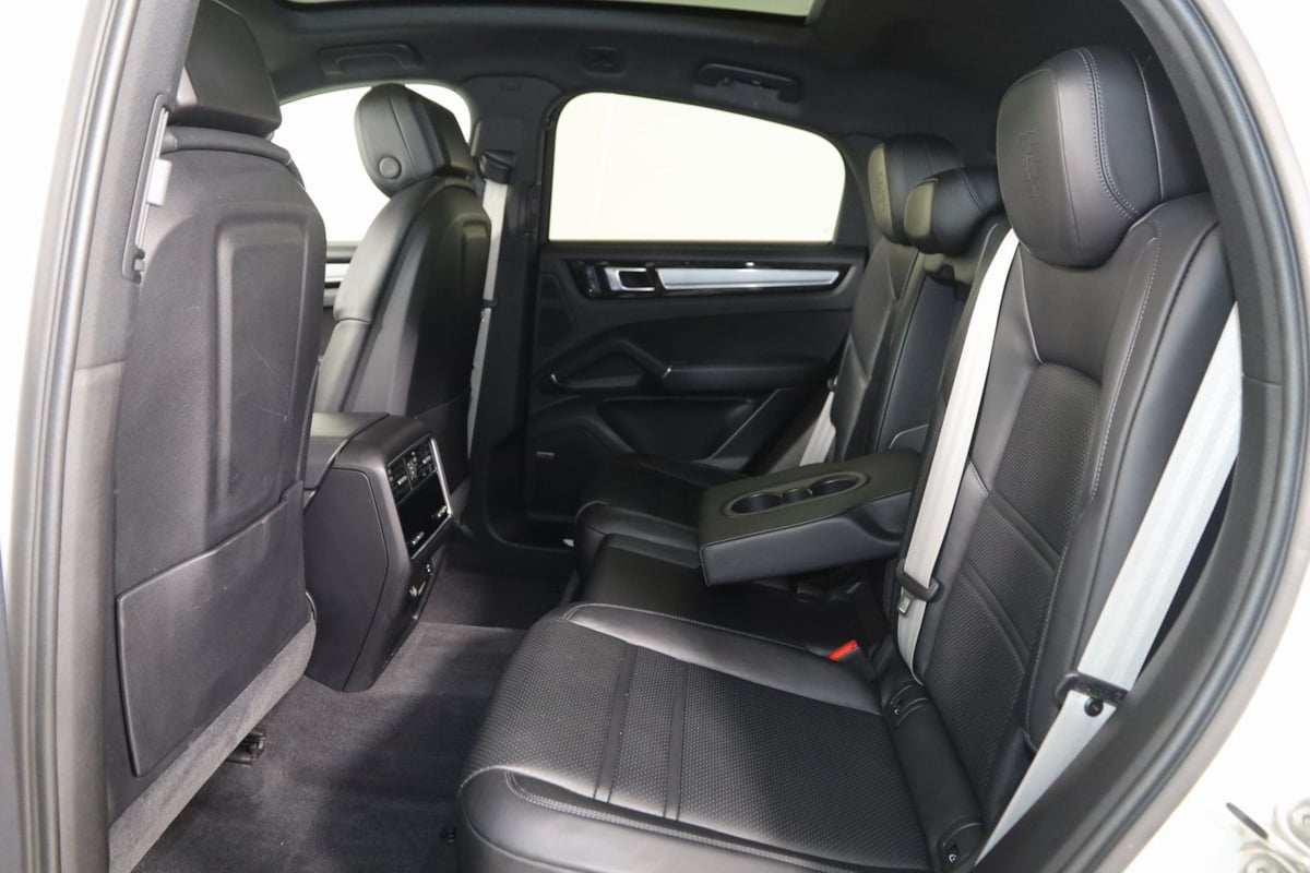2023 Porsche Cayenne Coup Platinum Edition - Photo 98