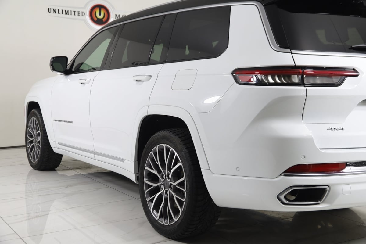 Sold 2023 Jeep Grand Cherokee L Summit Reserve in Westfield