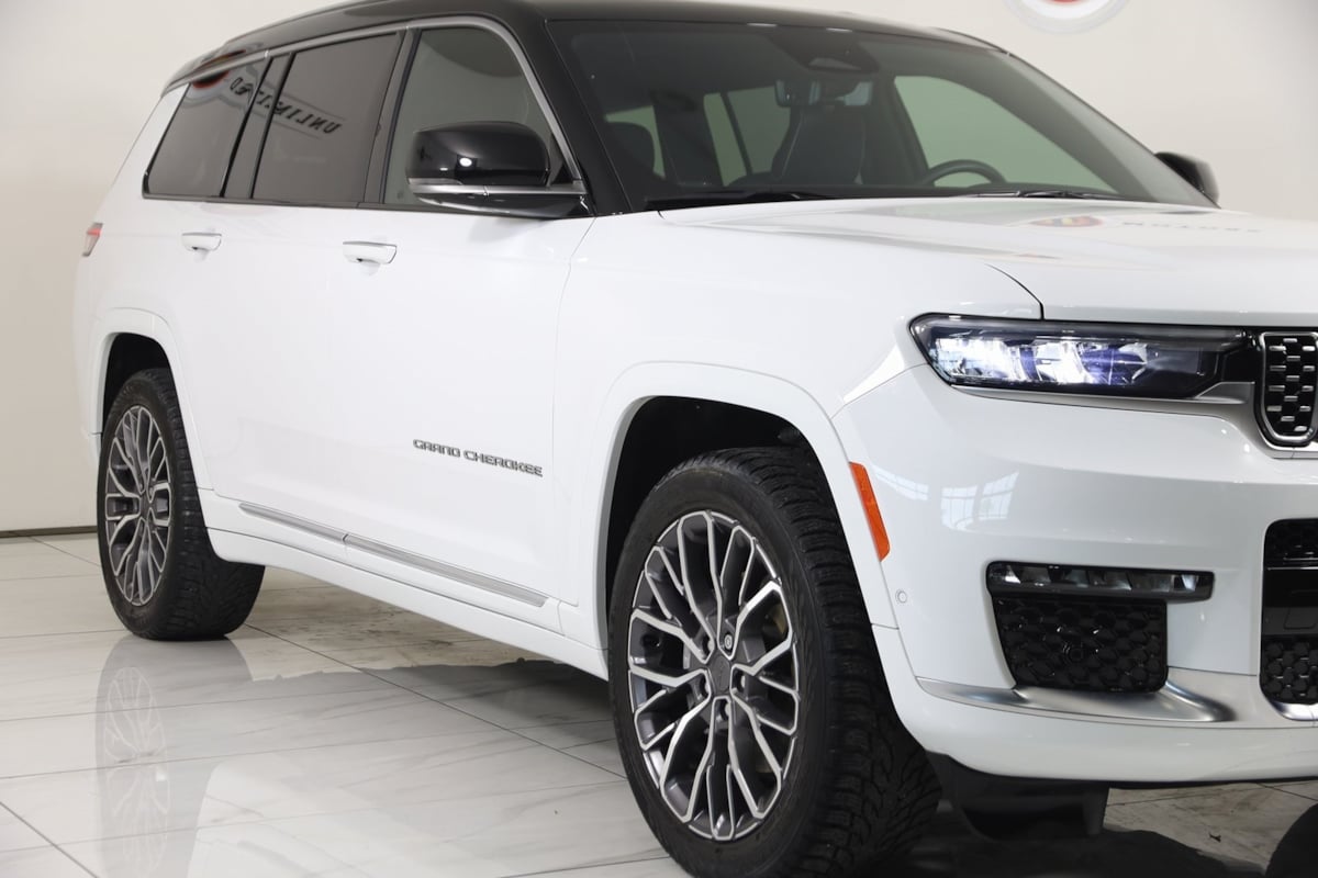 Sold 2023 Jeep Grand Cherokee L Summit Reserve in Westfield