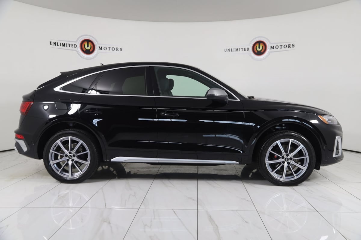 2023 Audi SQ5 Prestige photo 2
