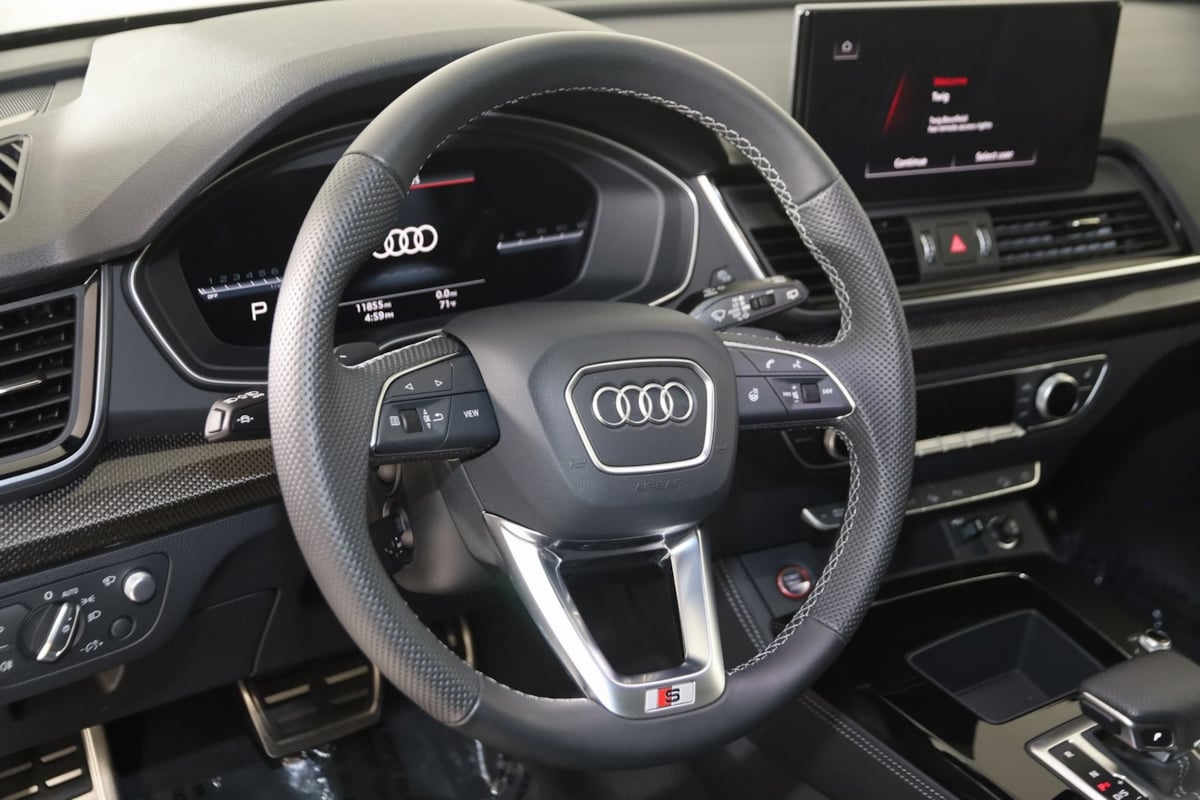 2023 Audi SQ5 Prestige photo 6