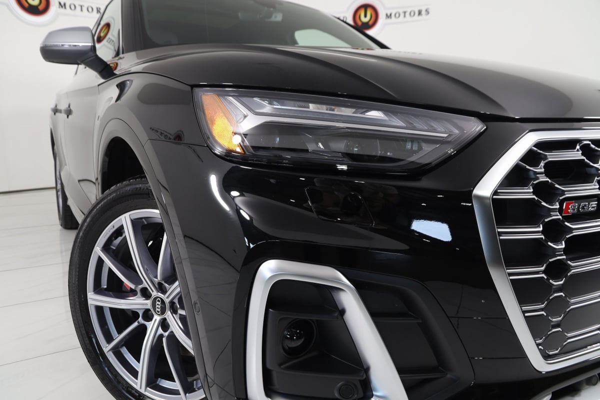 2023 Audi SQ5 Prestige photo 23