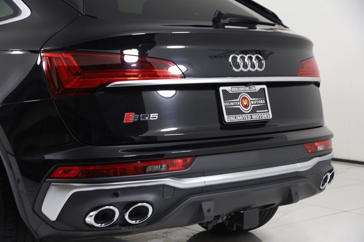 2023 Audi SQ5 Prestige photo 30