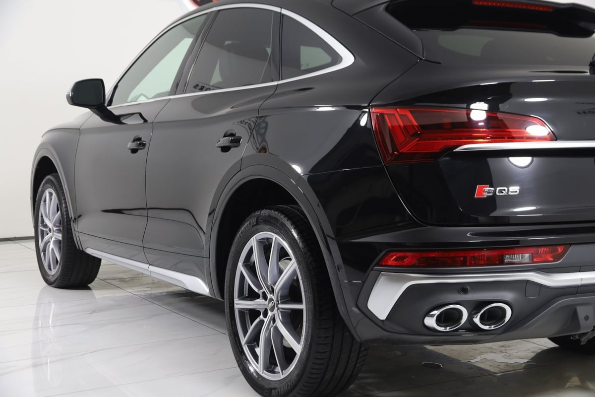 2023 Audi SQ5 Prestige photo 31