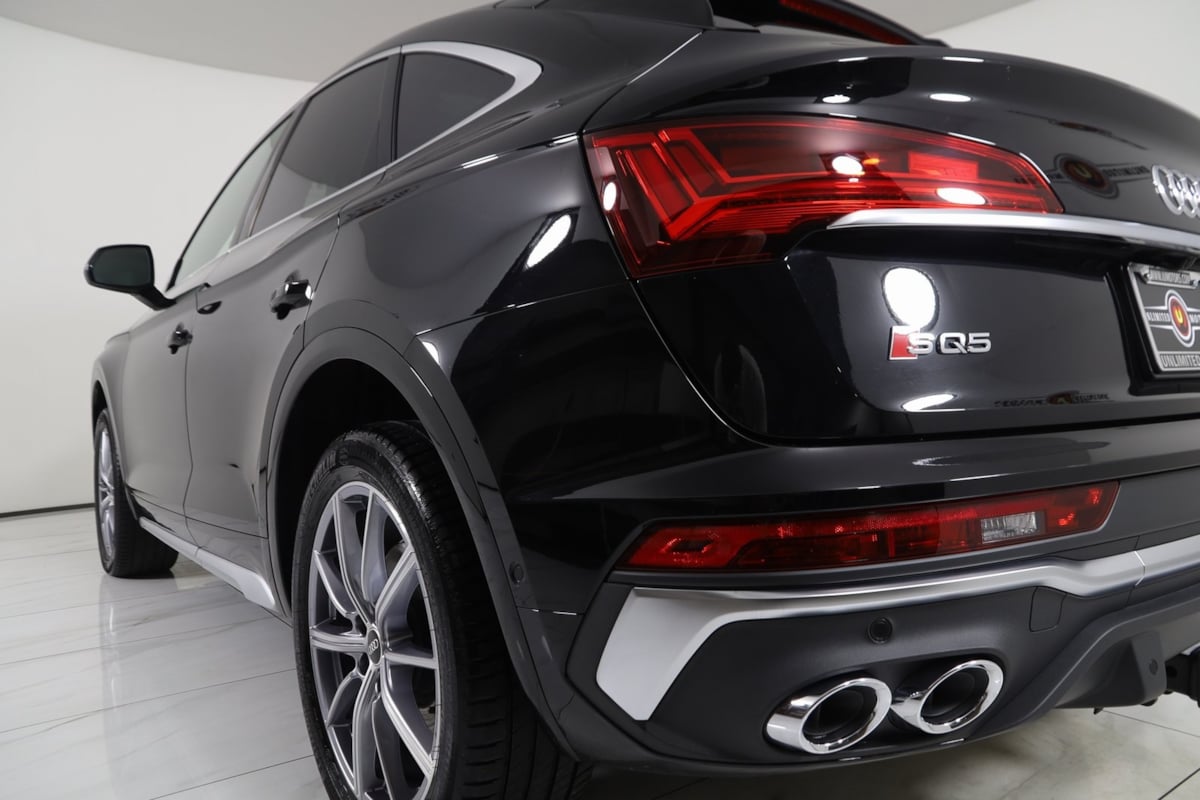 2023 Audi SQ5 Prestige photo 33