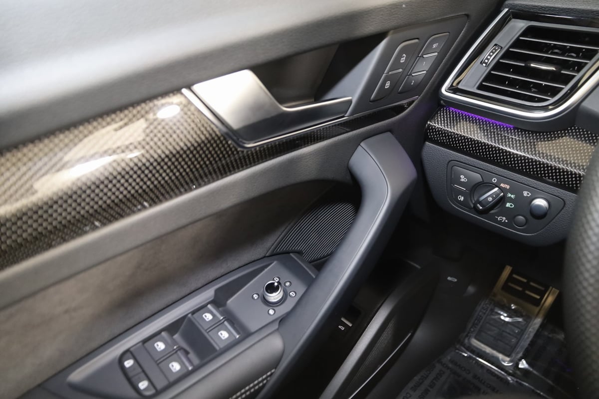2023 Audi SQ5 Prestige photo 43