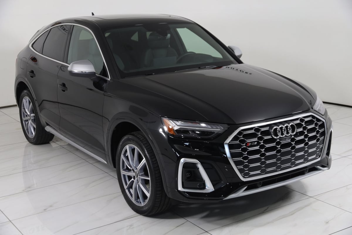 2023 Audi SQ5 Prestige photo 57