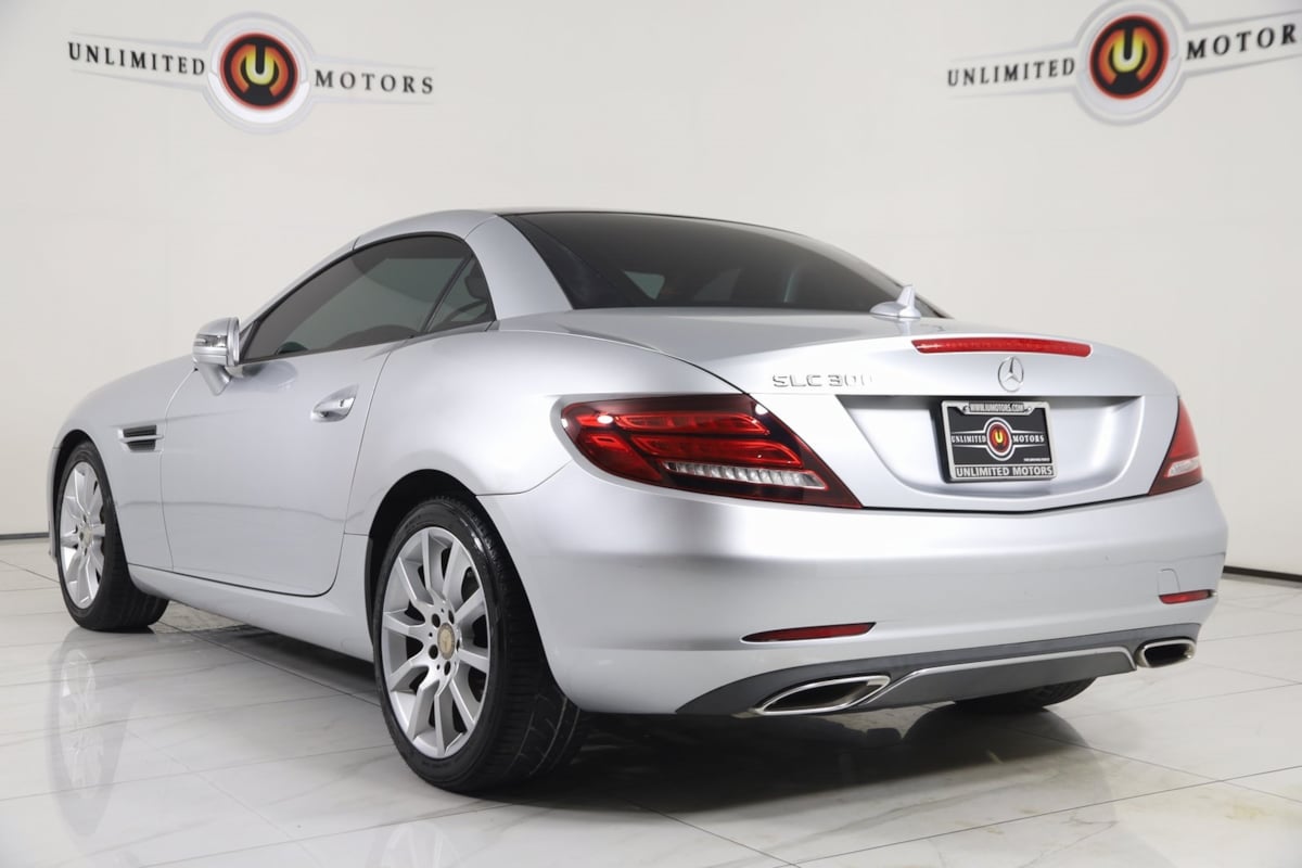 2017 Mercedes Benz SLC 300 photo 4
