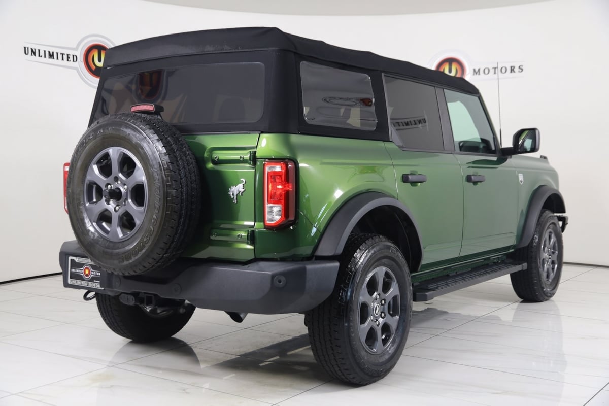 2022 Ford Bronco Big Bend photo 3