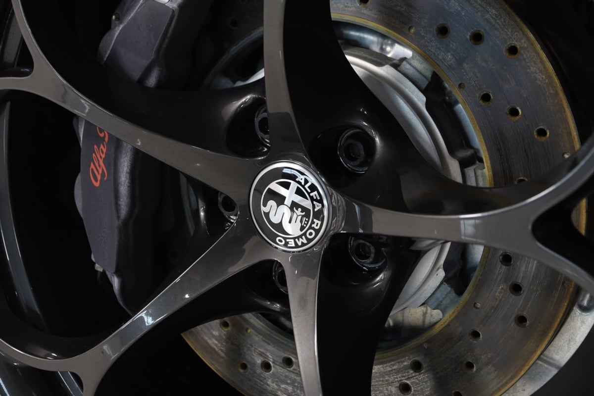 2024 Alfa Romeo Stelvio Quadrifoglio photo 17