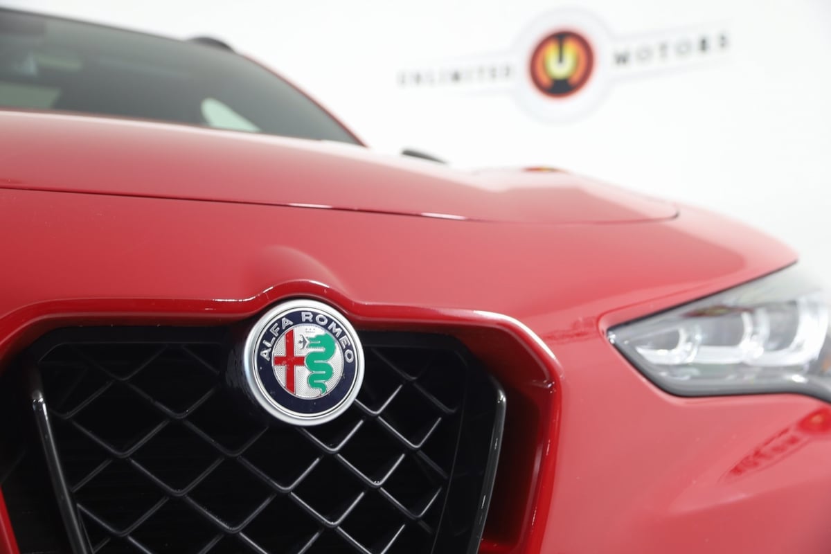 2024 Alfa Romeo Stelvio Quadrifoglio photo 21
