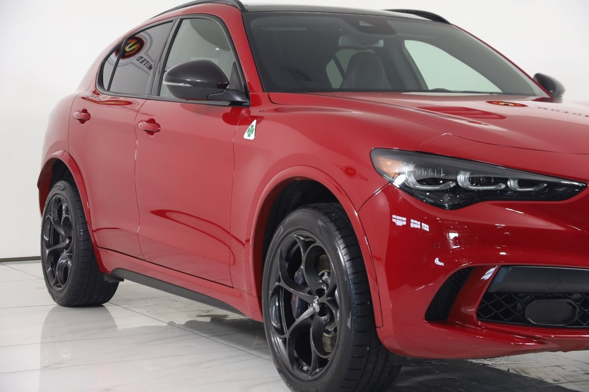 2024 Alfa Romeo Stelvio Quadrifoglio photo 52