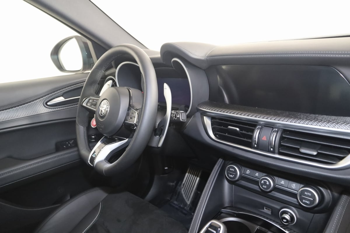 2024 Alfa Romeo Stelvio Quadrifoglio photo 56
