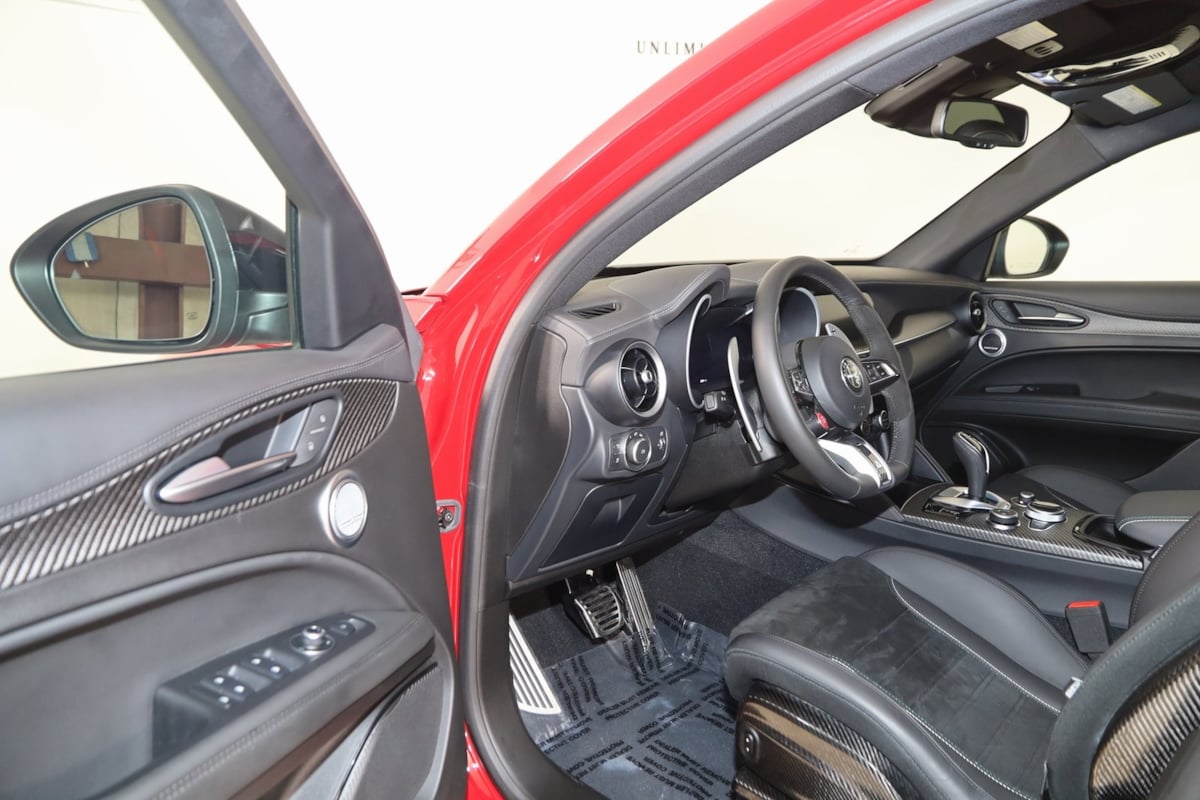 2024 Alfa Romeo Stelvio Quadrifoglio photo 64