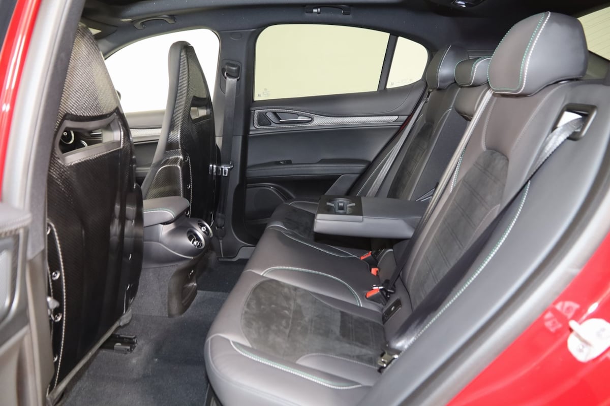 2024 Alfa Romeo Stelvio Quadrifoglio photo 65