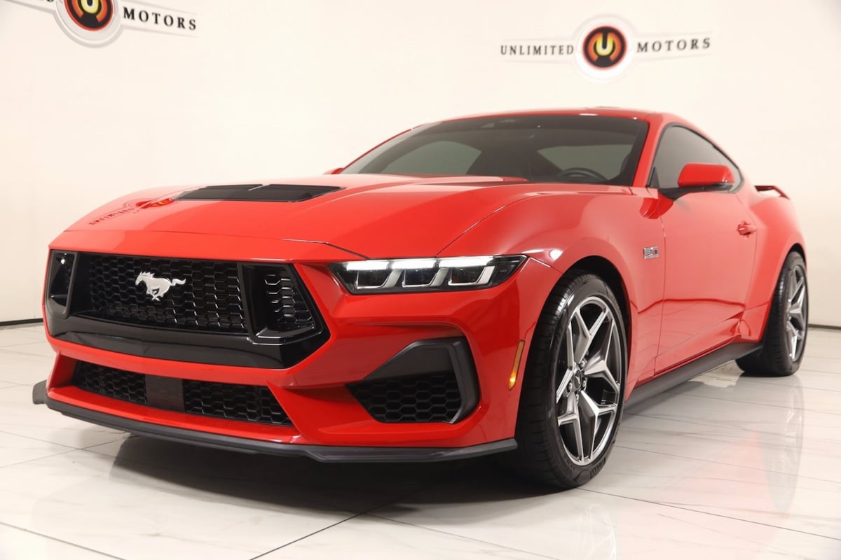 2024 Ford Mustang GT Premium photo 5
