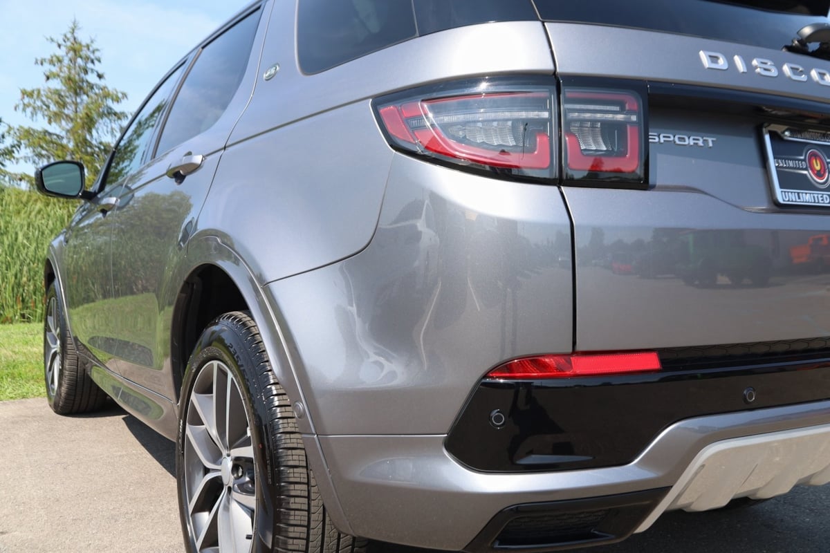 2024 Land Rover Discovery Sport S photo 26