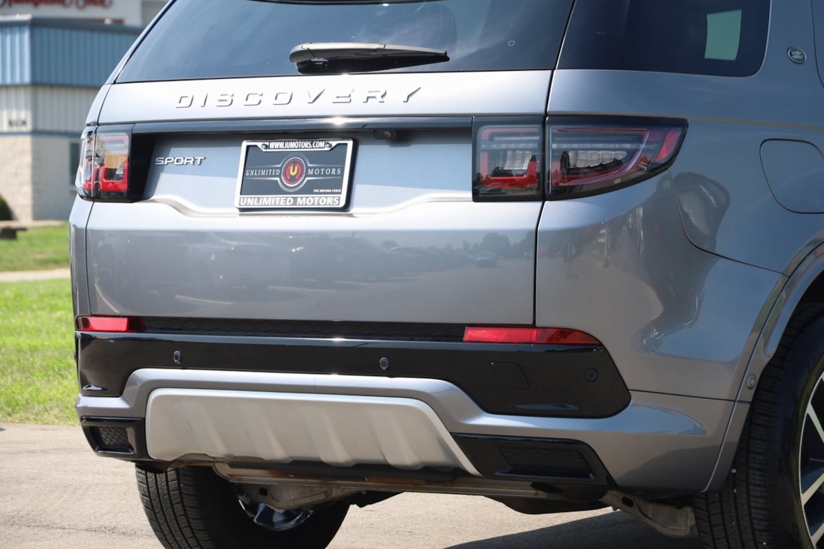 2024 Land Rover Discovery Sport S photo 48