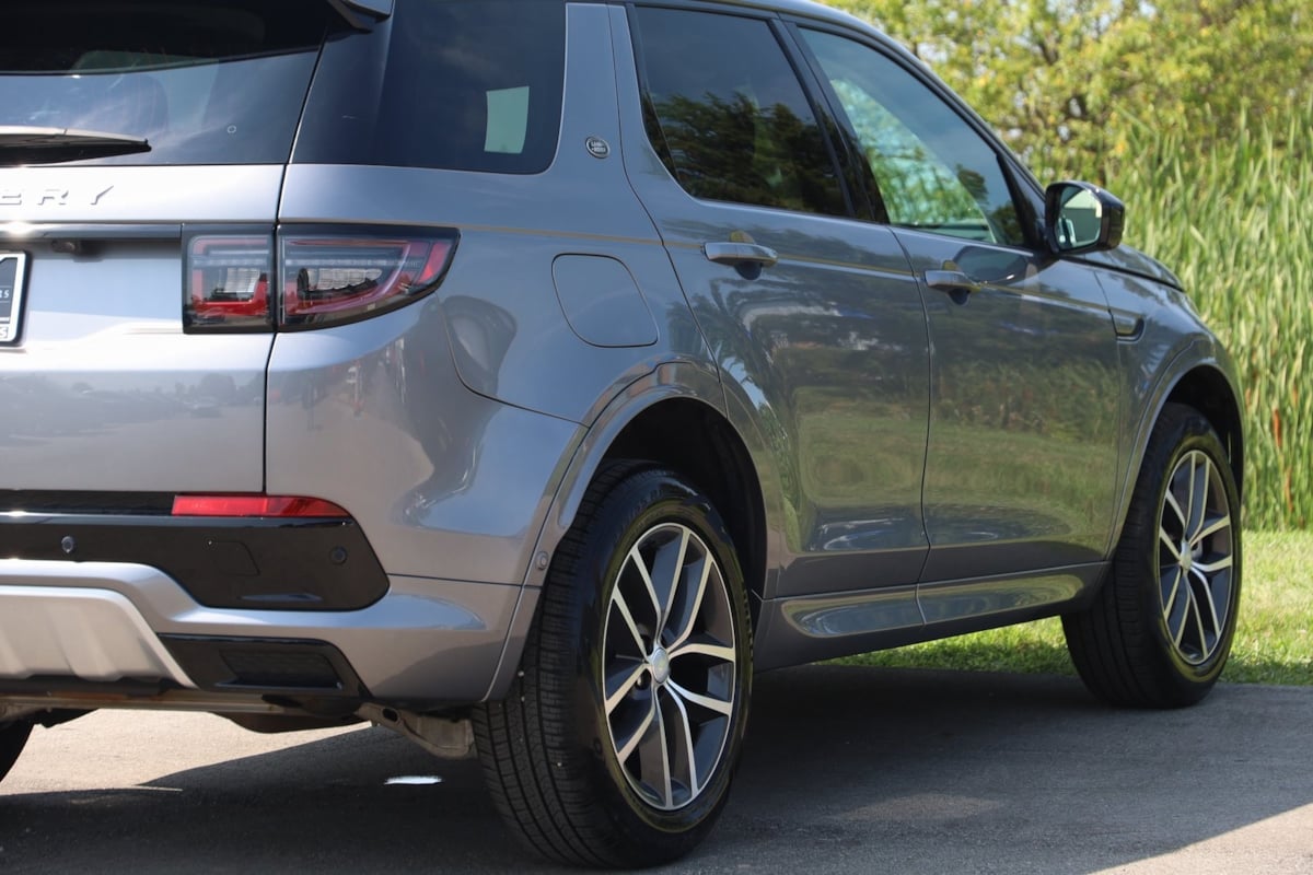 2024 Land Rover Discovery Sport S photo 49