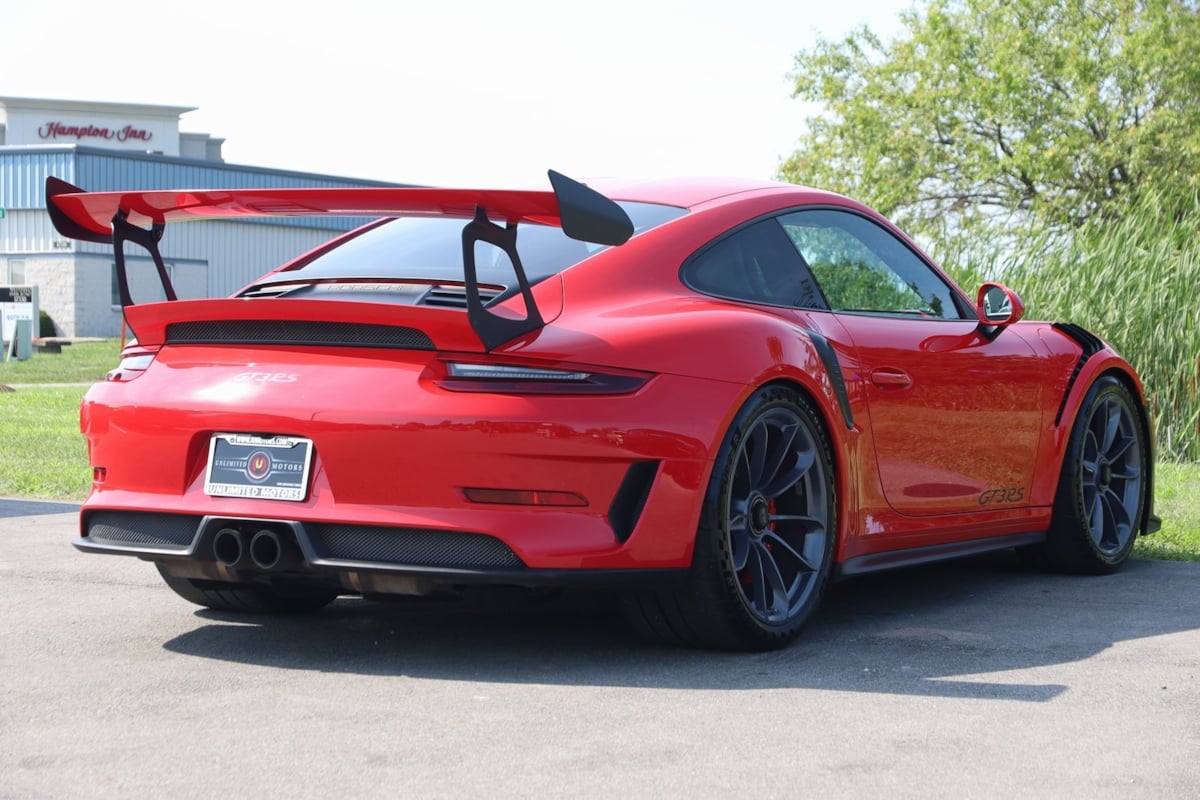 2019 Porsche 911 GT3 RS photo 3