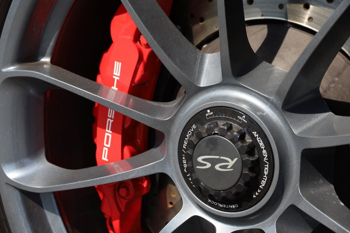 2019 Porsche 911 GT3 RS photo 17