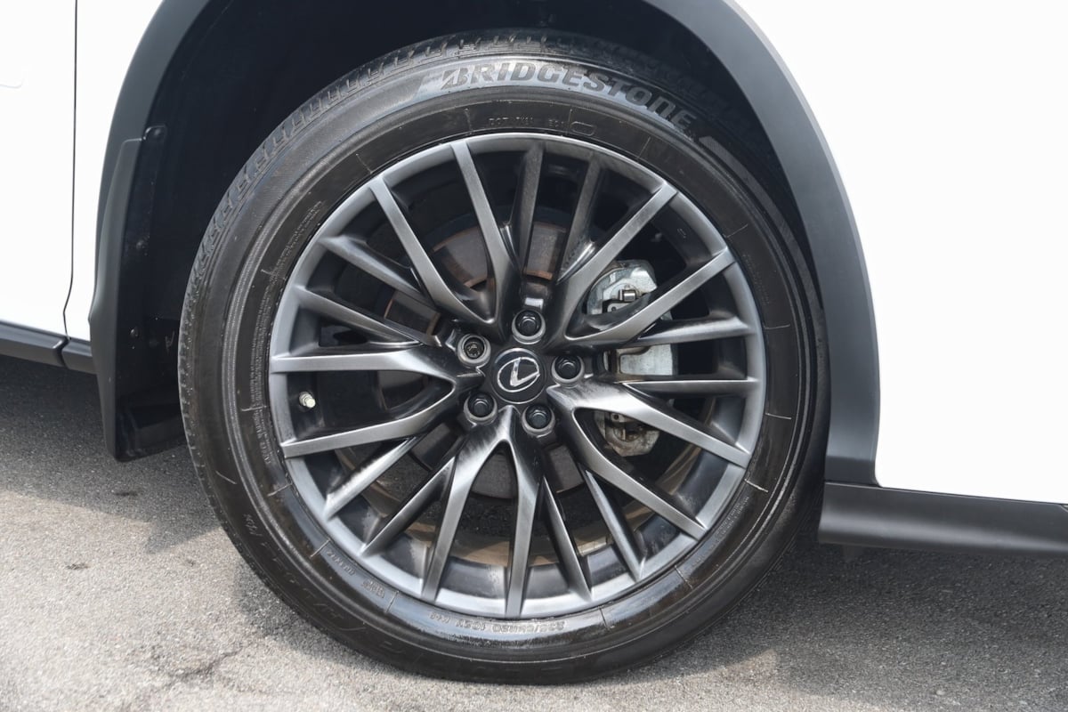 2022 Lexus RX 450h F SPORT photo 16