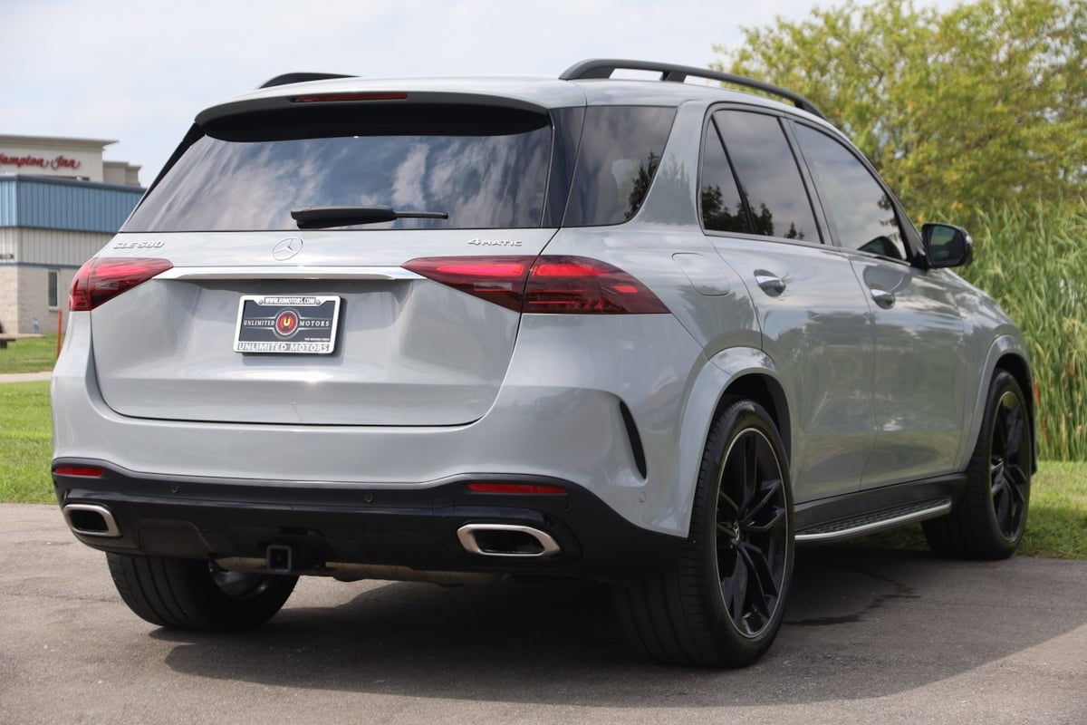 2024 Mercedes Benz GLE 580 4MATIC photo 2