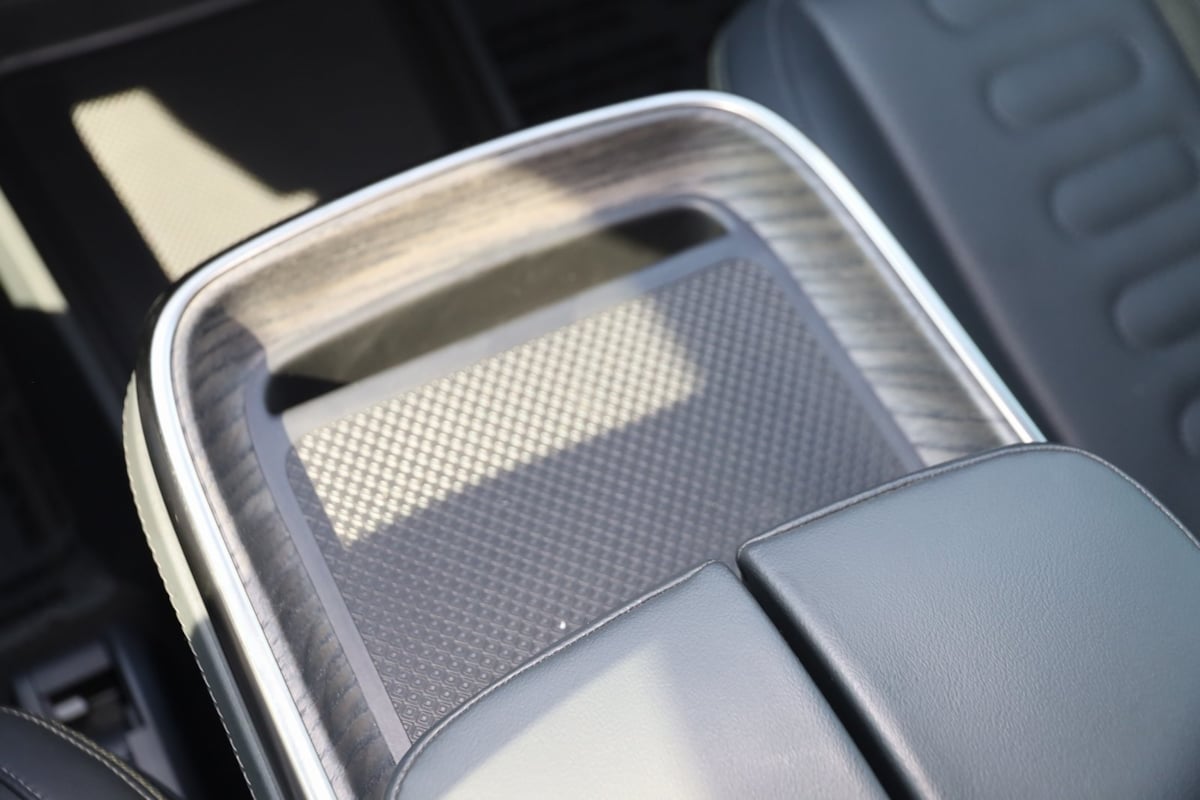 2022 Rivian R1T Adventure photo 28