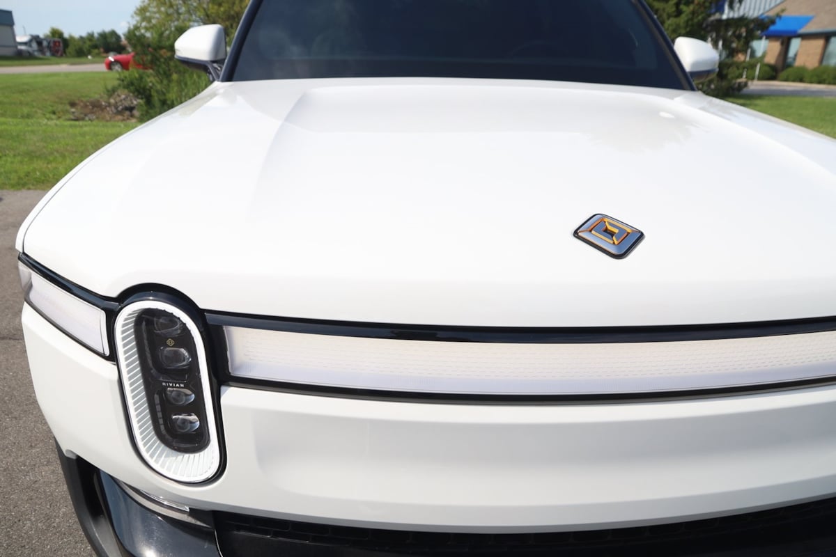 2022 Rivian R1T Adventure photo 47