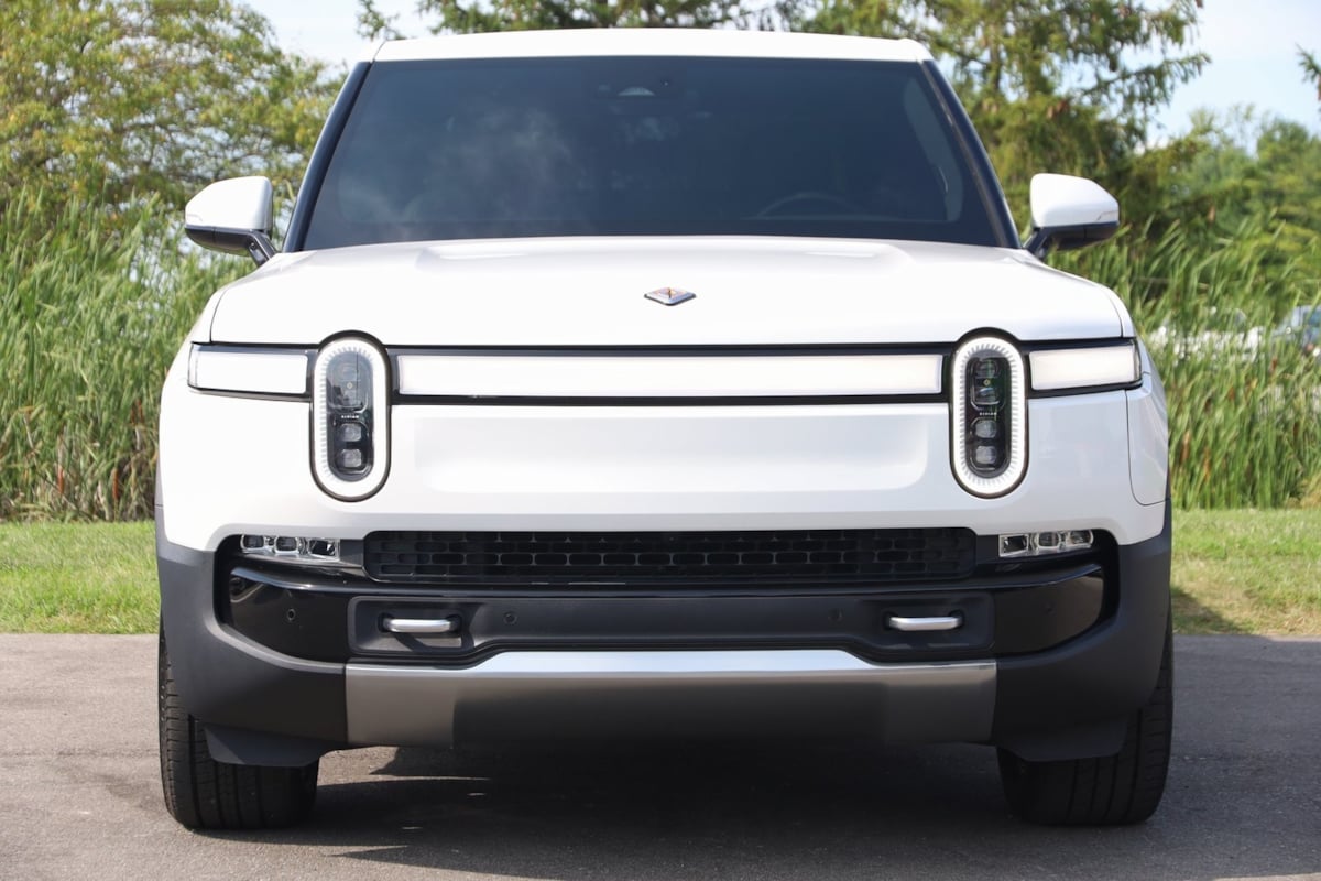 2022 Rivian R1T Adventure photo 61