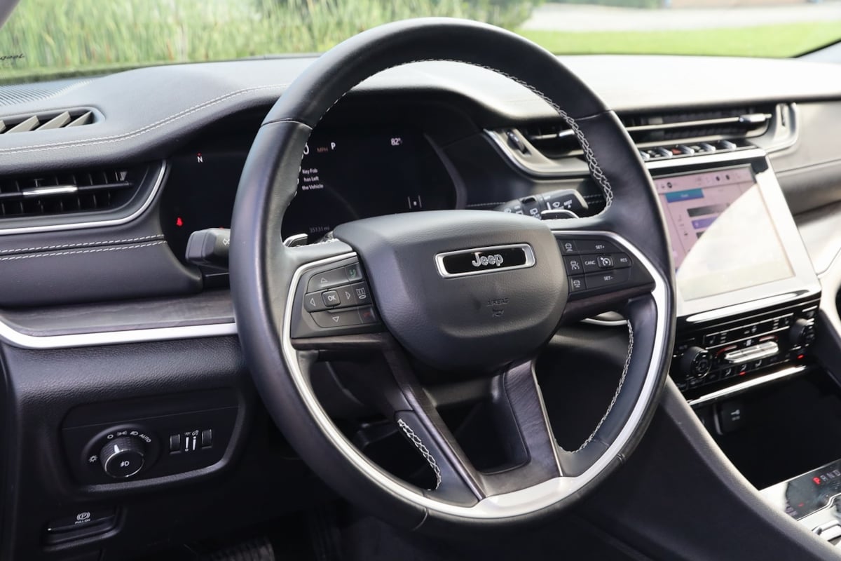 2021 Jeep Grand Cherokee Limited photo 4