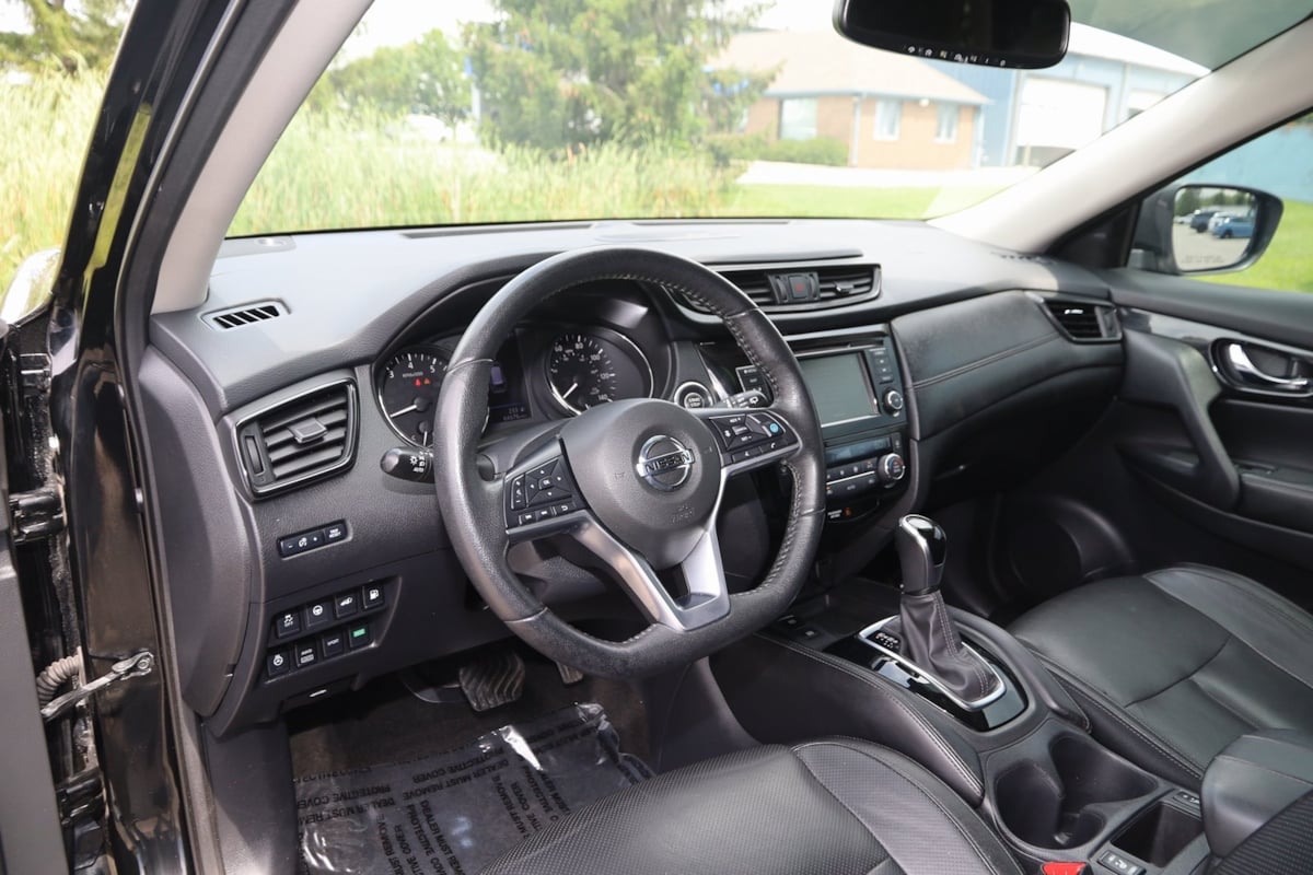 2020 Nissan Rogue SL photo 23