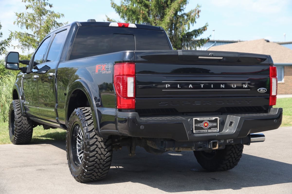 2021 Ford F-250 Platinum photo 4