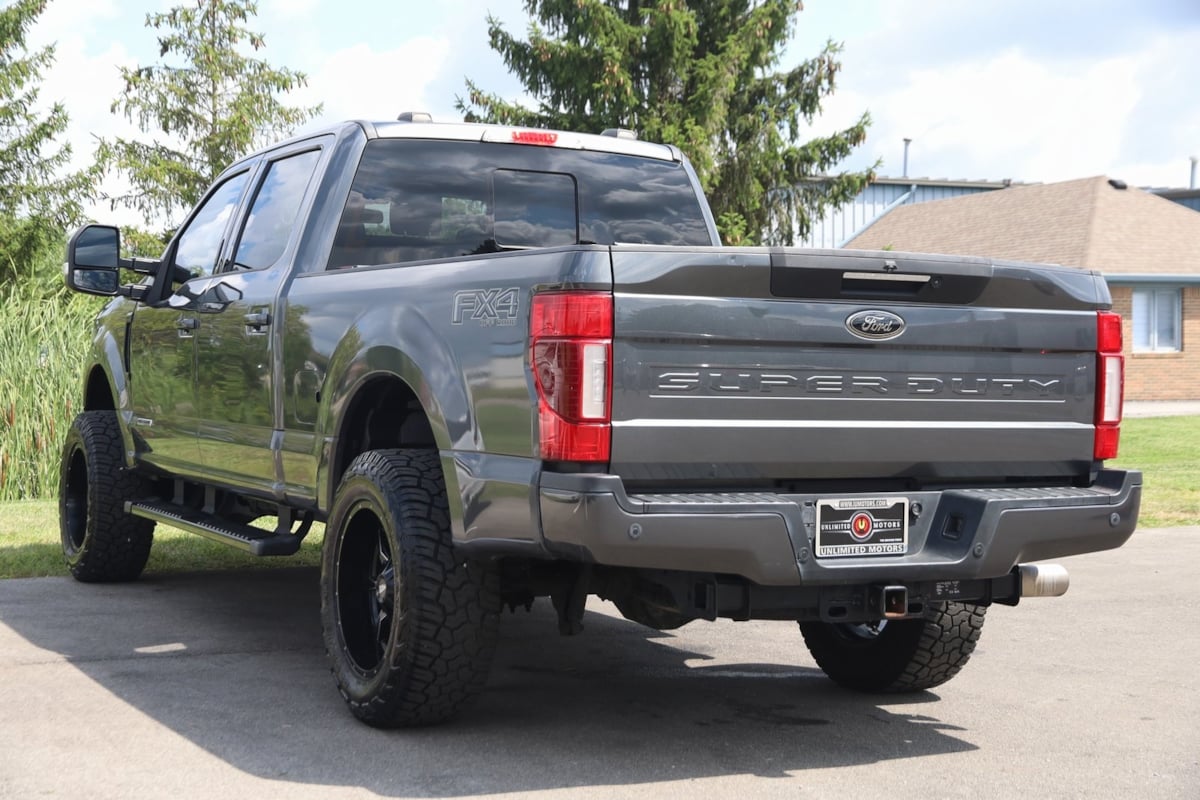 2020 Ford F-250 Lariat photo 3